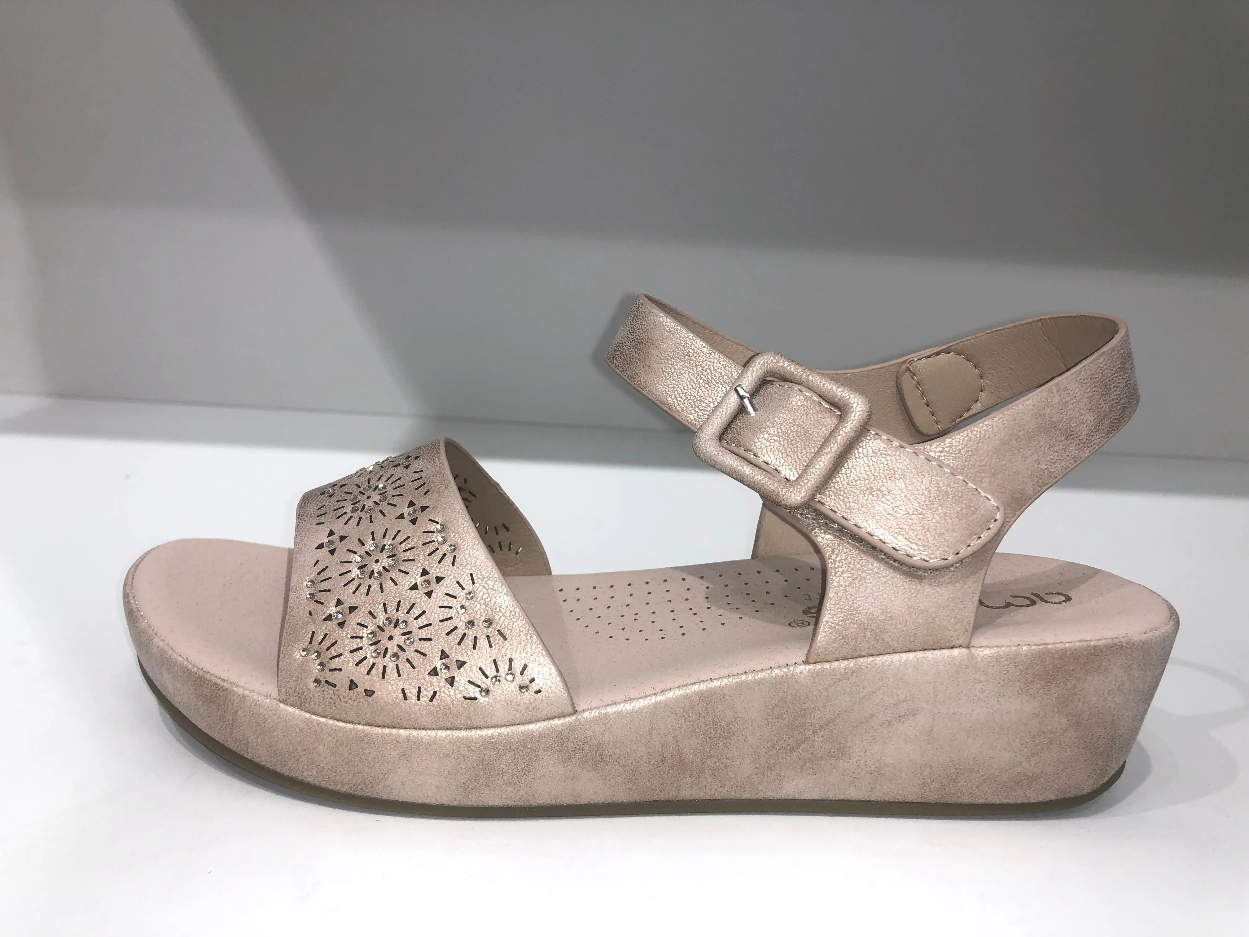 ABZ26749 PLATINUM GOLDEN