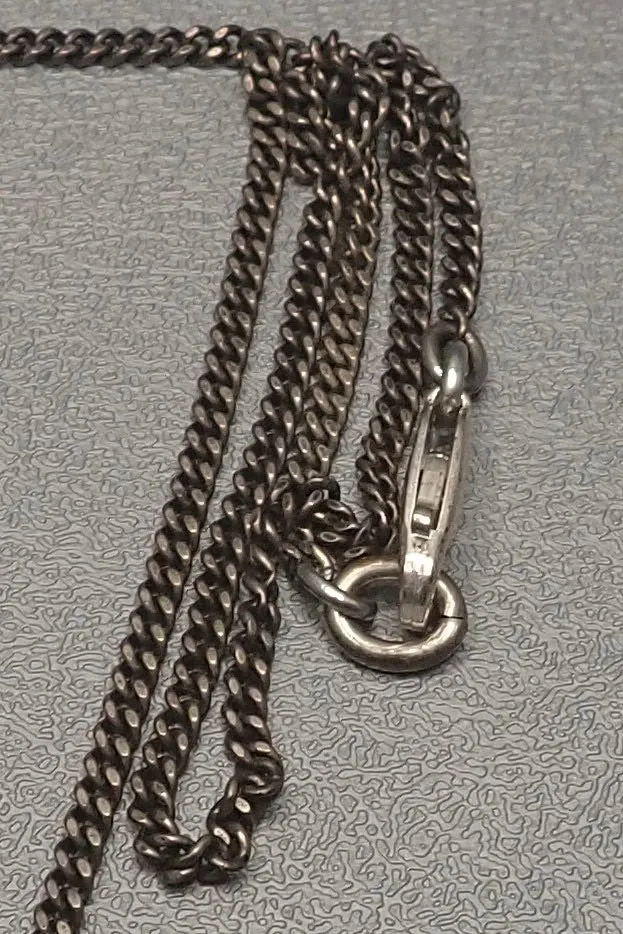 BLACK HORN THOOT NECKLACE
