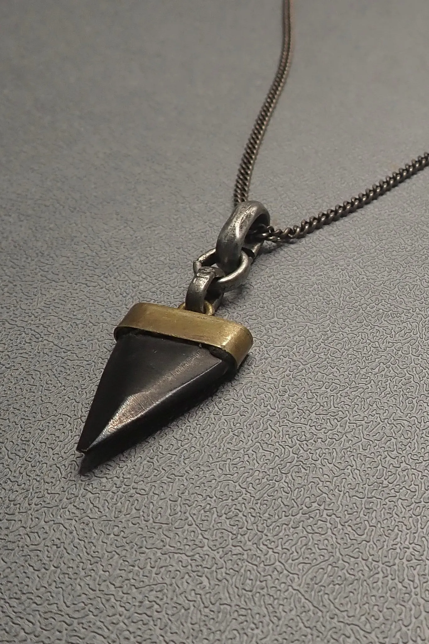 BLACK HORN THOOT NECKLACE