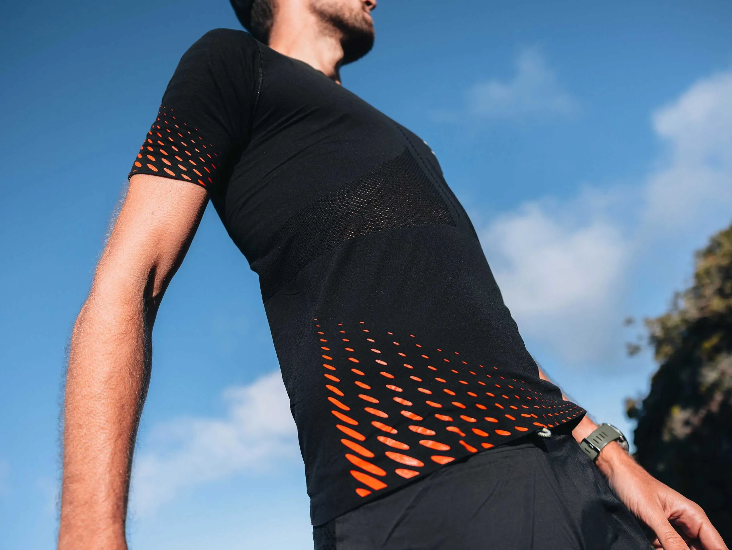 Compressport Men's Racing SS Tshirt - Black/High Risk Red