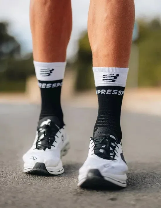 Compressport - Mid Compression Socks V2.0