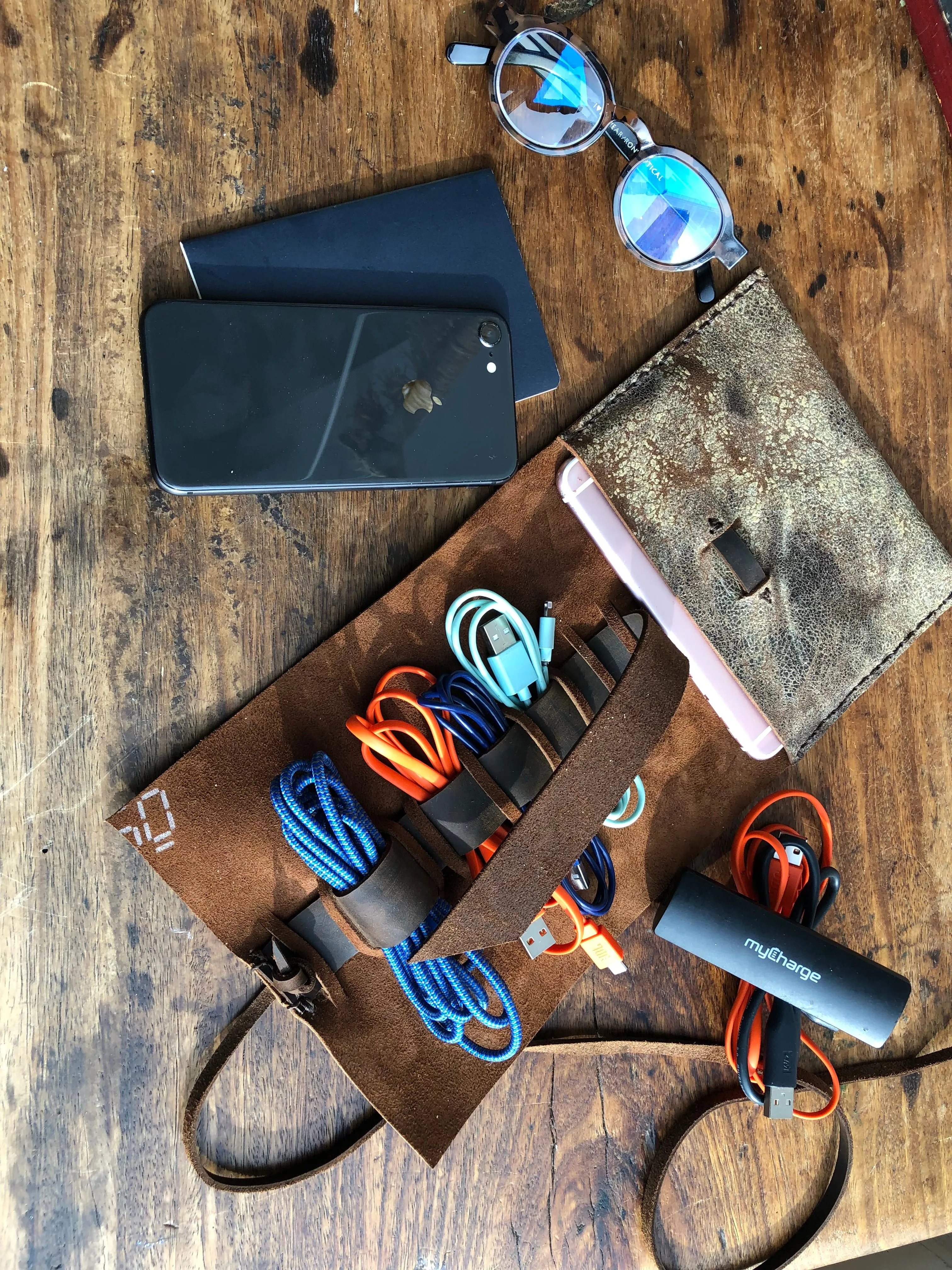 Cord Case / Leather Travel Cord Holder / Travel Cable Organizer / Cord organizer