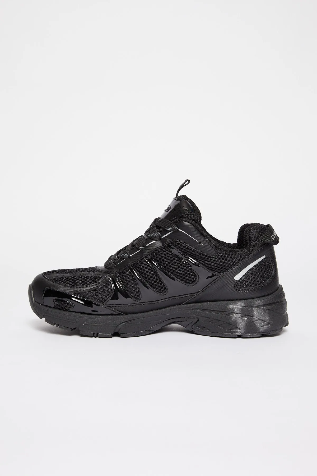DRAGGER SNEAKERS