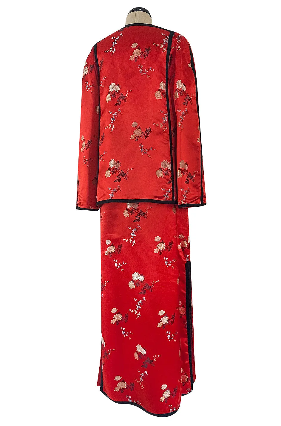 Fabulous 1970s Bill Gibb Red Woven Floral Print Silk Jacket w Matching High Slit Skirt