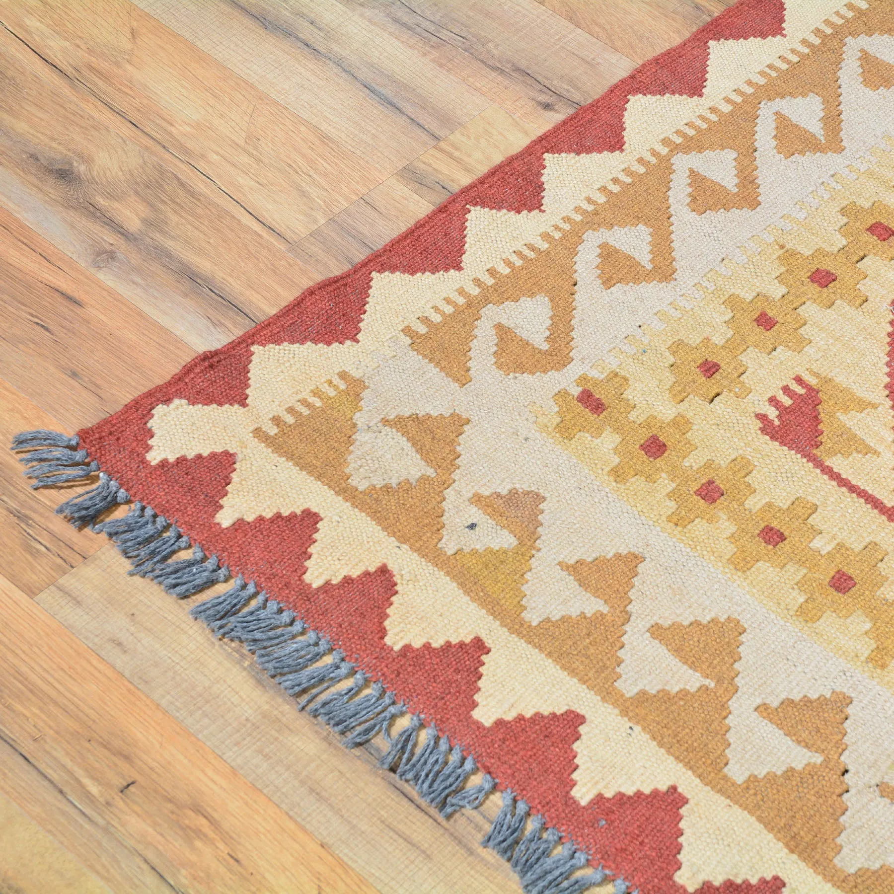 Hand-Woven Reversible Momana Kilim Handmade Wool Rug (Size 3.5 X 6.10) Brral-5166
