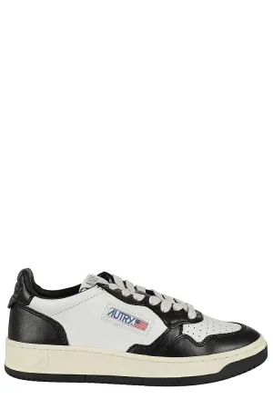 Medalist Low Sneakers