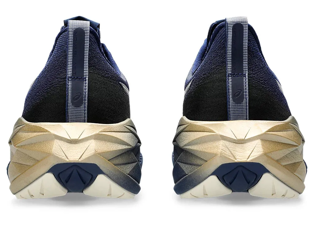 Men's Novablast 4