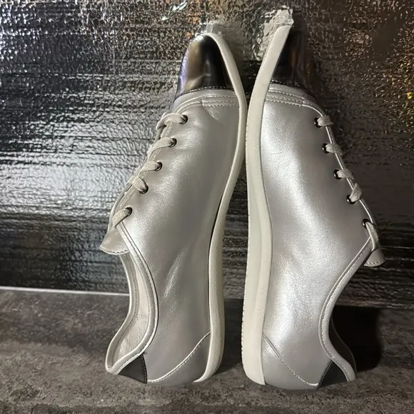 MEPHISTO Ketty Cap Toe Lace up Silver Sneakers. Size US 10