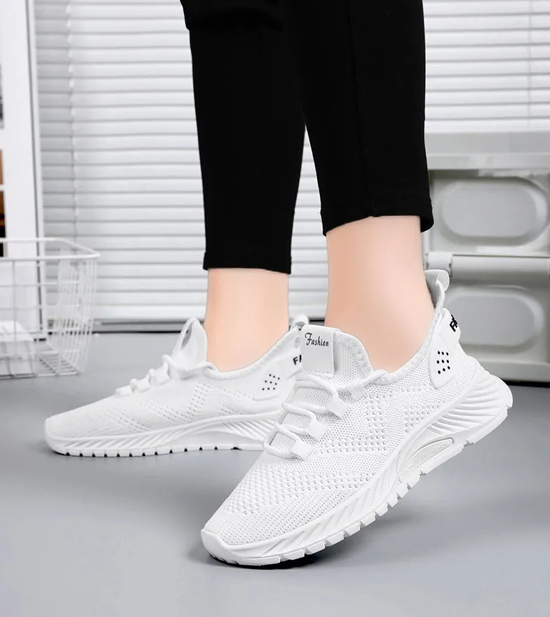 Modern Slip-On Sneakers with Cushioned Support for Women's Running