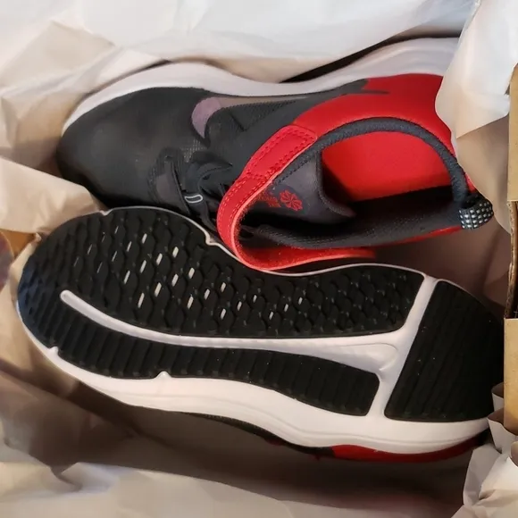 NIKE Downshifter Sneakers size 3y