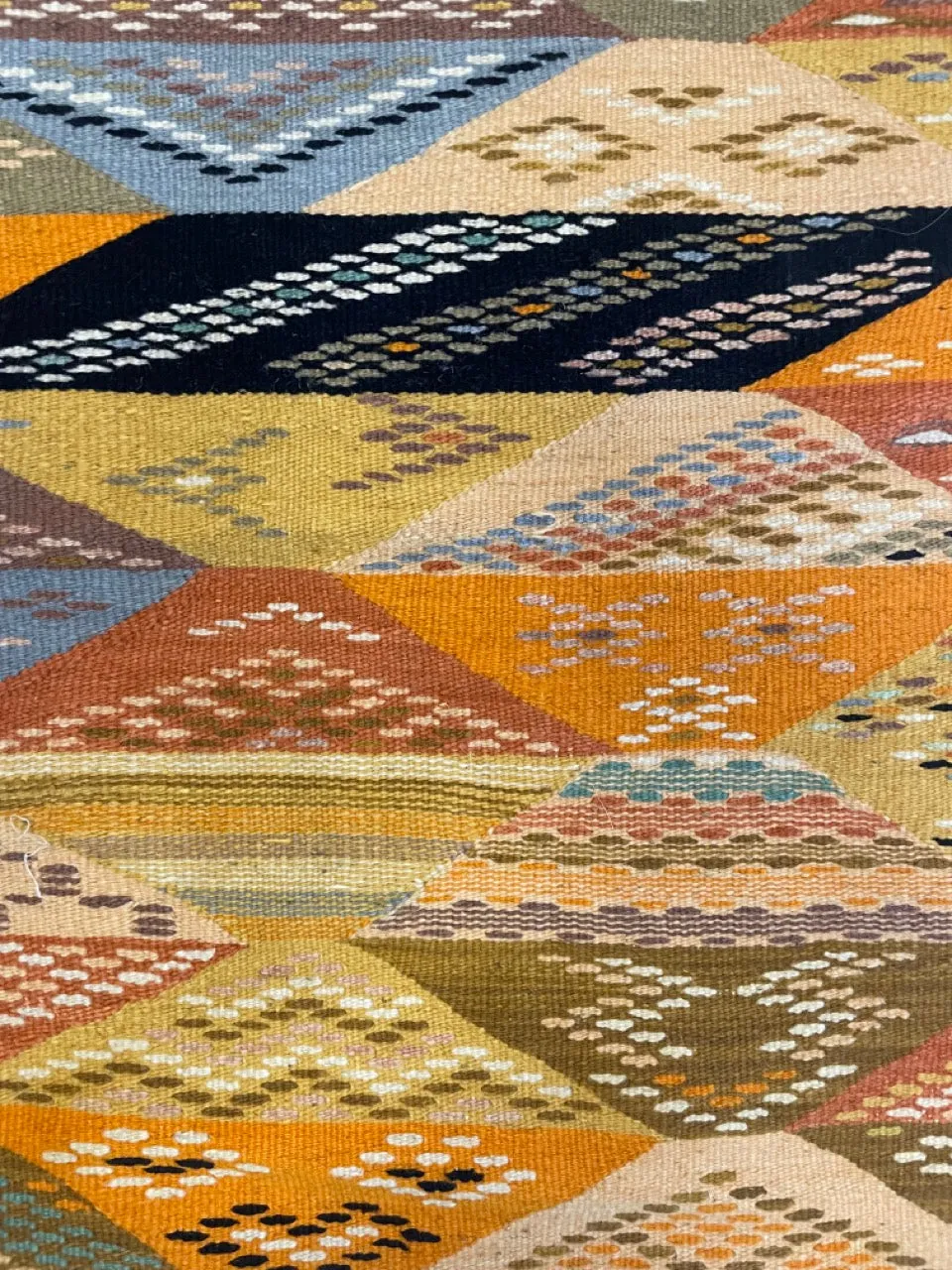No. 832 | 3' 6" x 5'