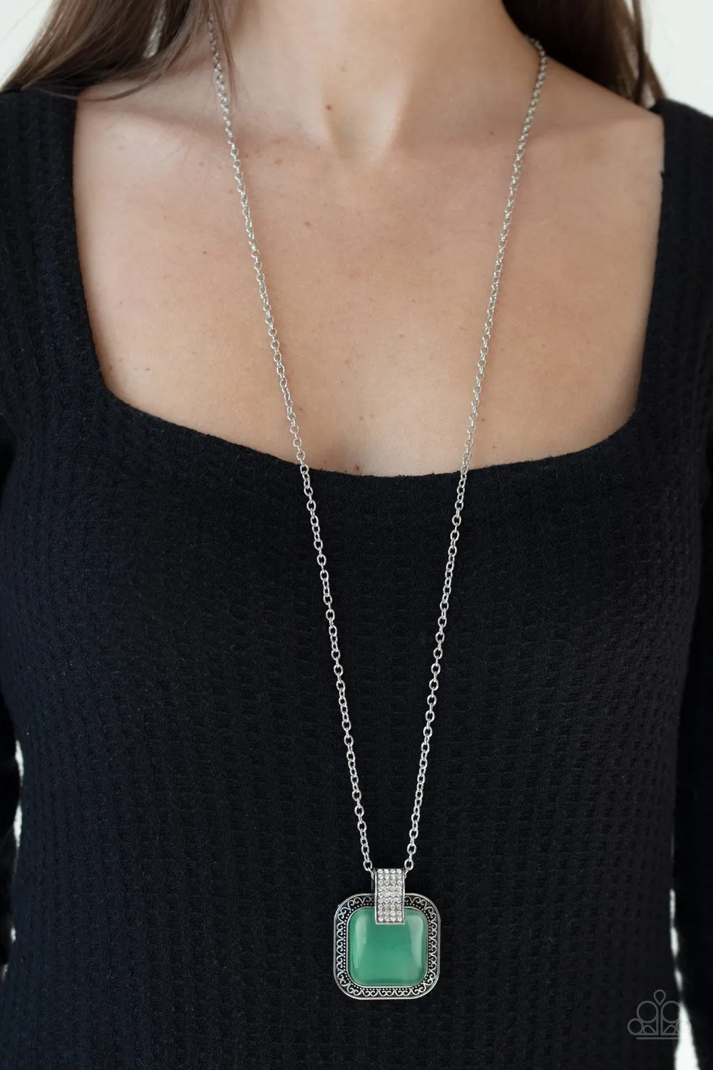 Paparazzi Effervescent Elegance - Green
