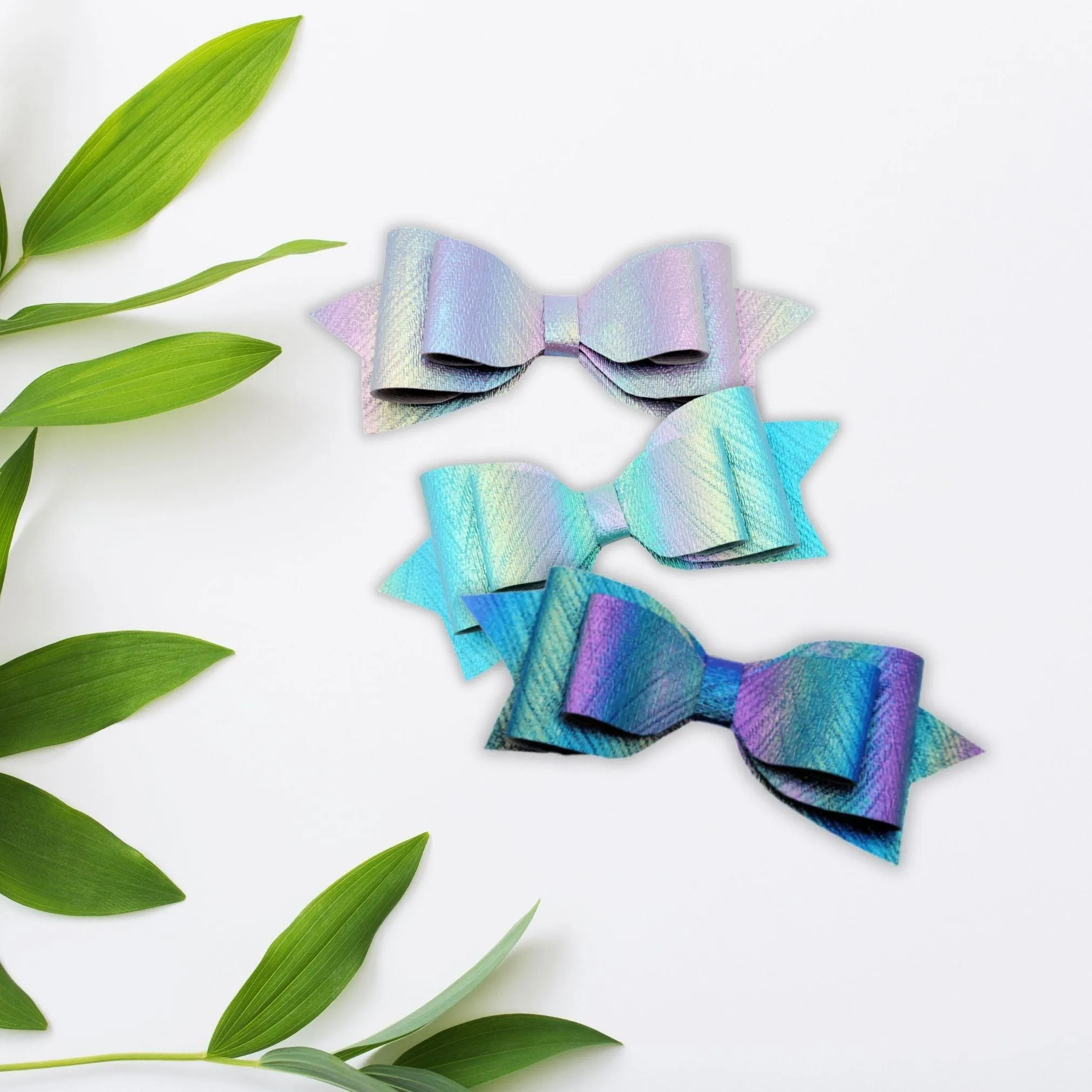 Pepperdine - Blue Hearts Love Valentine Hair Bow