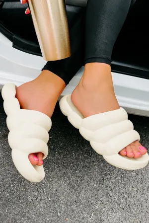 So On Trend Cushioned Slides (Ivory)