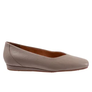 Softwalk Vellore S2162-110 Womens Brown Wide Leather Ballet Flats Shoes
