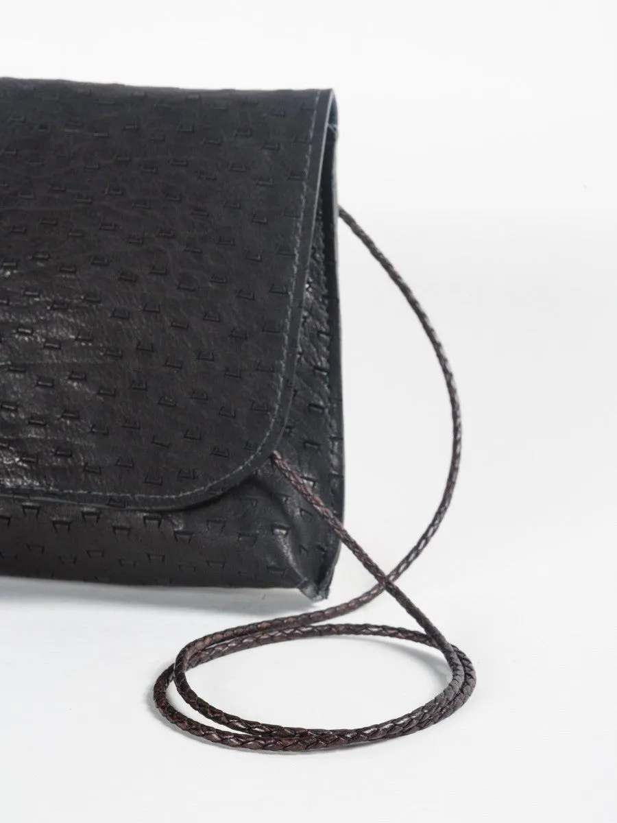 strappy foldover - black gash
