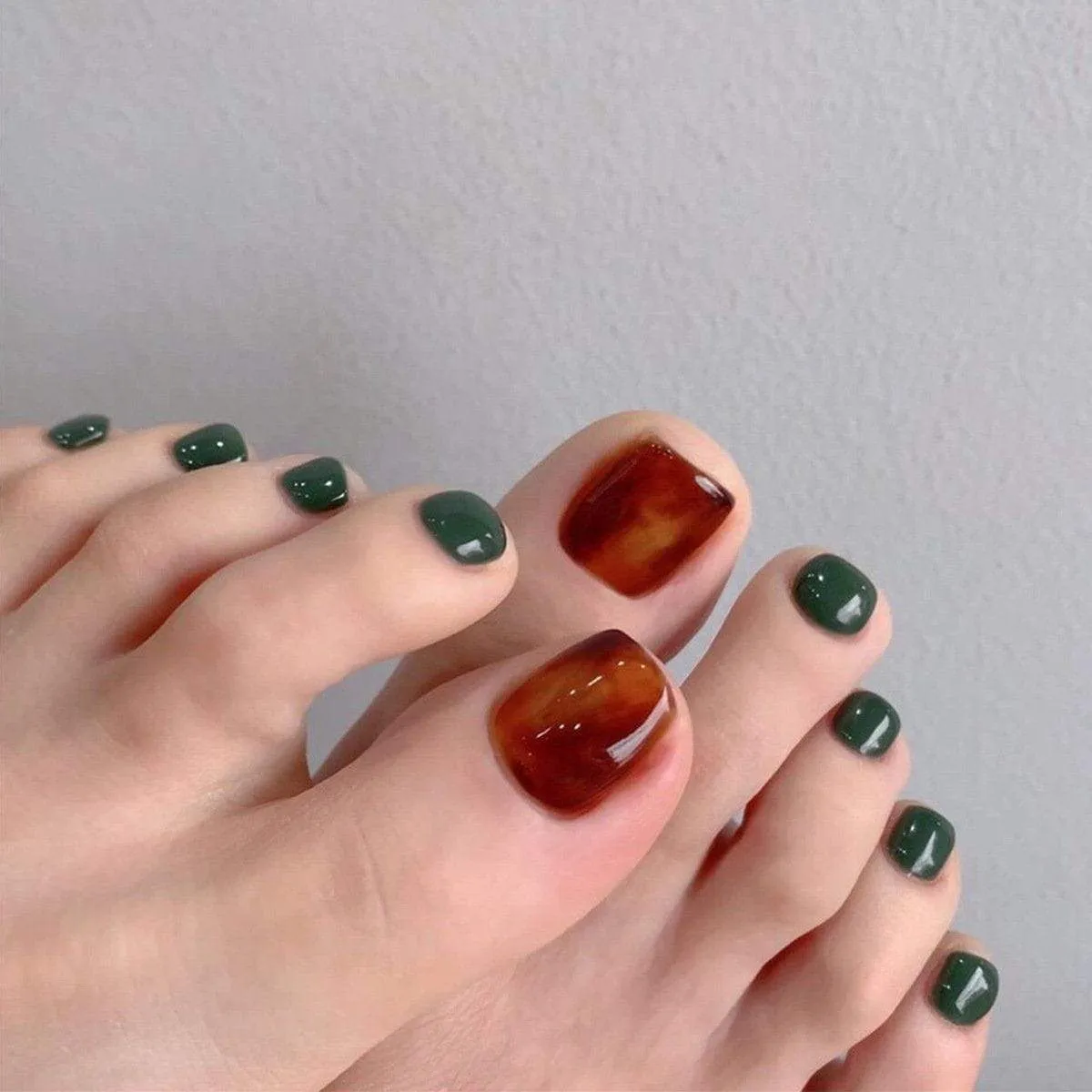 Toe Nail Amber
