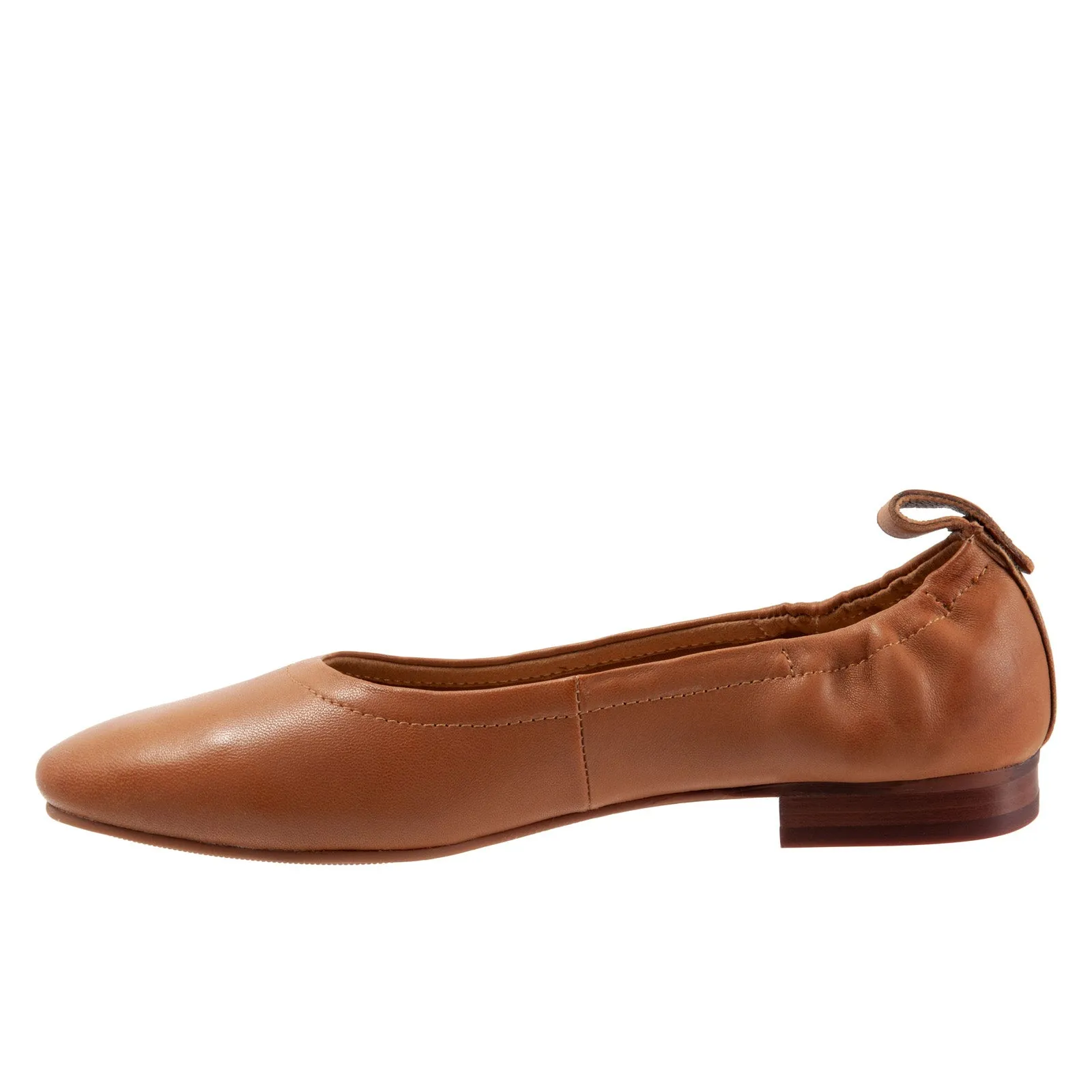 Trotters Gia T2252-215 Womens Brown Wide Leather Slip On Ballet Flats Shoes