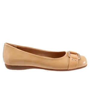 Trotters Sizzle T1251-180 Womens Beige Narrow Leather Ballet Flats Shoes
