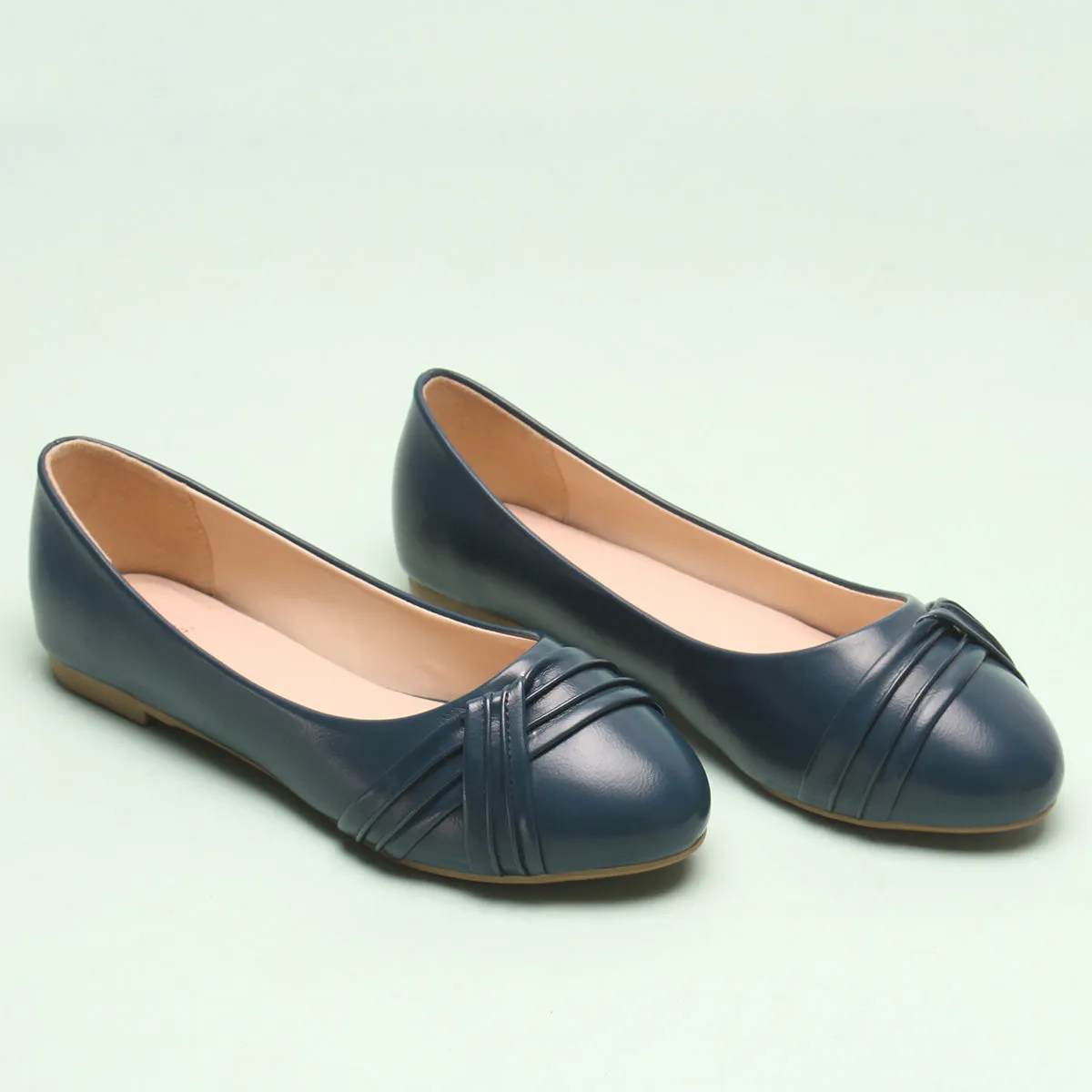 Womens "LUPITA" Round Toe Slip On Shoes